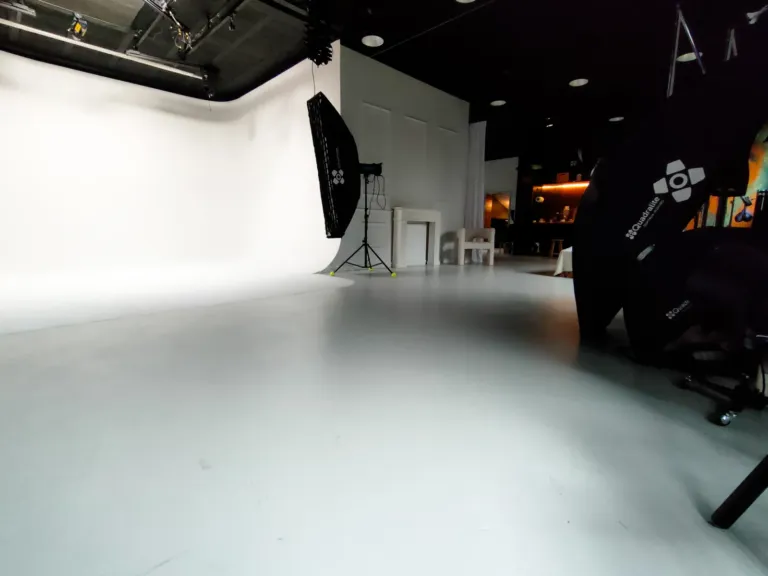 Studio fotograficzne STUDIO PRZY PARKU Wrocław — Wrocław