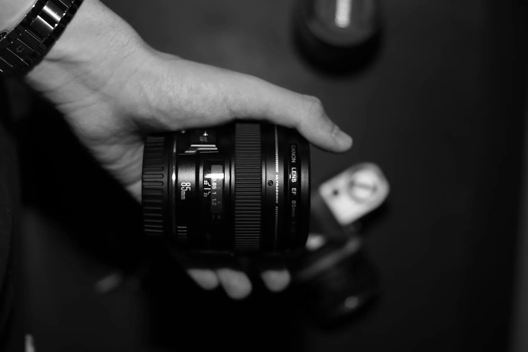 Obiektyw portretowy 2026 — top 85mm + alternatywy (50mm, 135mm)